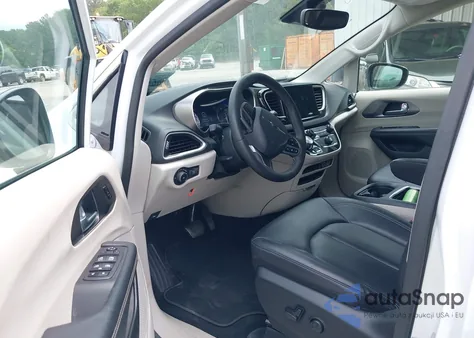 2024 Chrysler Pacifica Touring L from USA, damaged, VIN 2C4RC1BG6RR116594